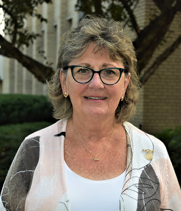 Sr Lenore Pochelski IHM Sr Lenore Pochelski IHM - Board of Trustees Member